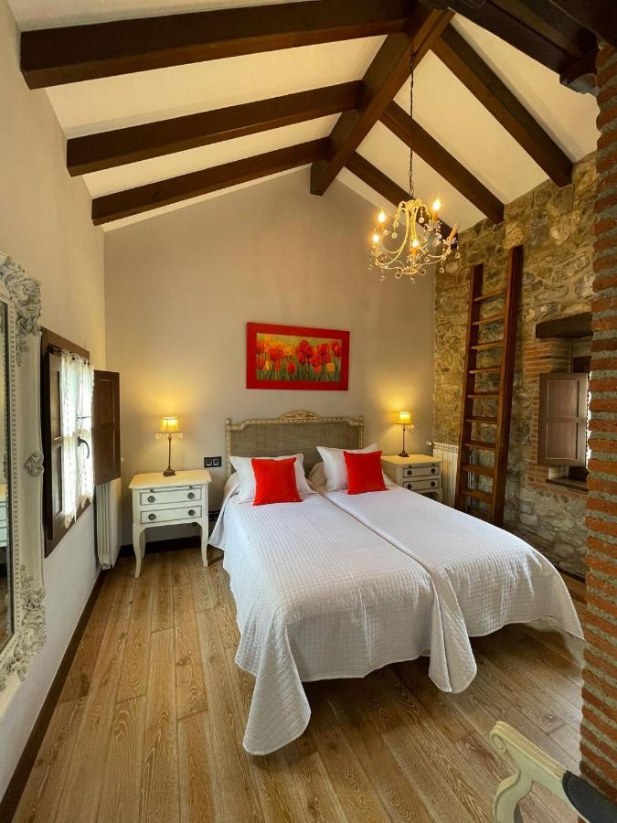 Apartamento Del S XVI En El Casco Historico De Luanco Exteriör bild